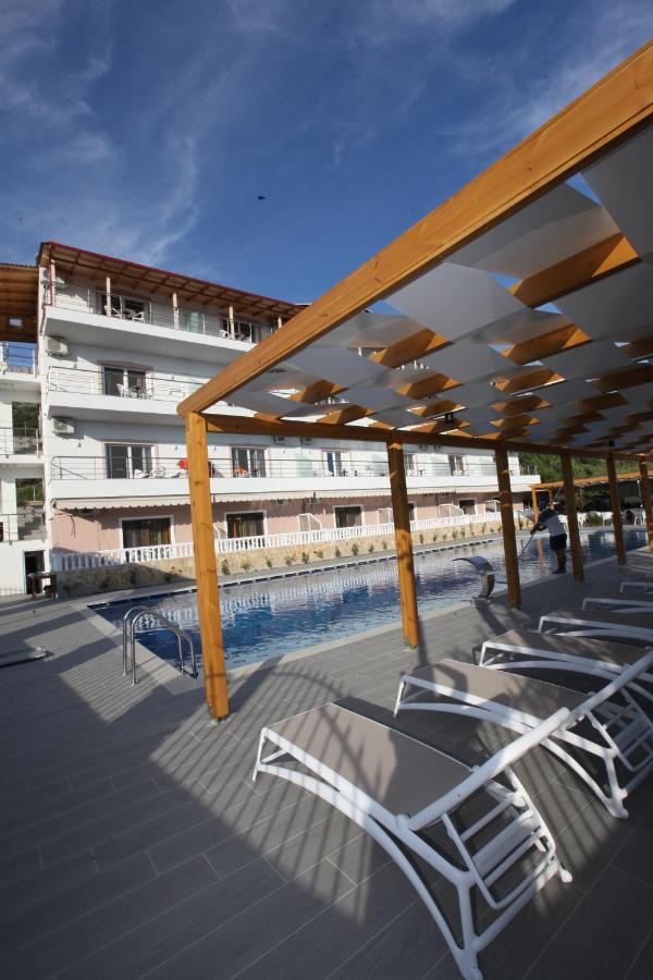 Hotel Riviera 보르쉬 외부 사진